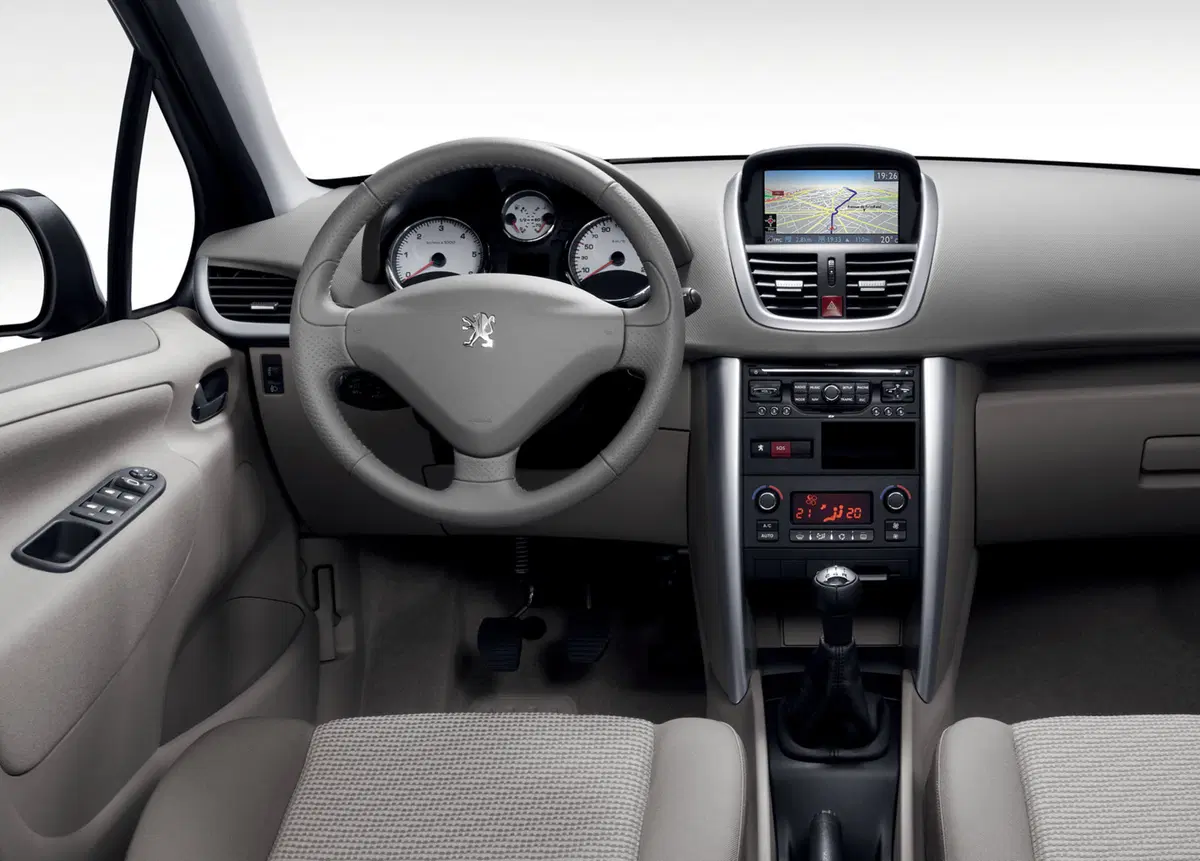 Peugeot 207 VTi 95CV 3p. Special Edition (12)