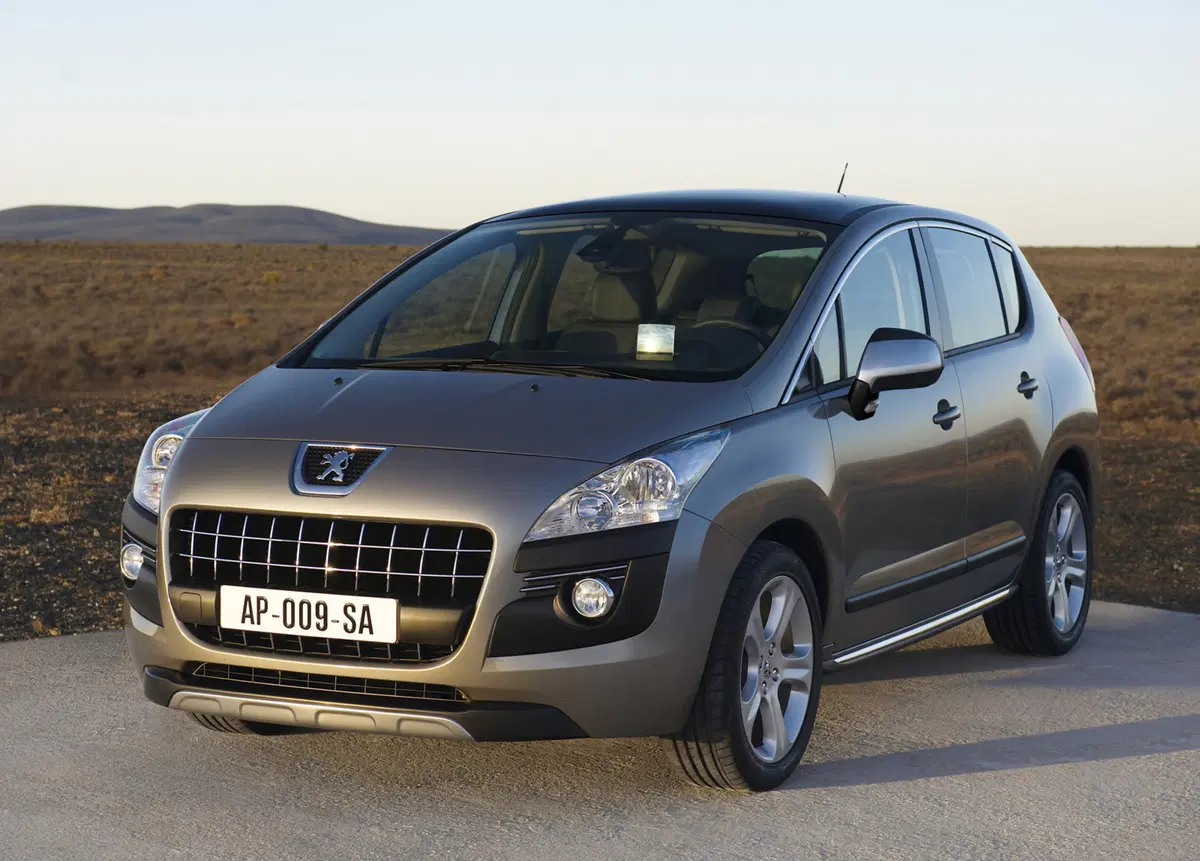 Peugeot 3008 1.6 HDi 110CV Outdoor (3)