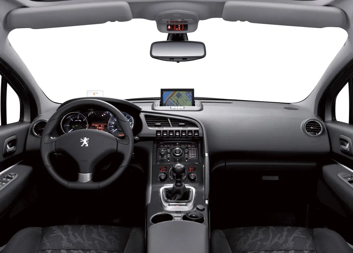 Peugeot 3008 1.6 HDi 110CV Outdoor (14)