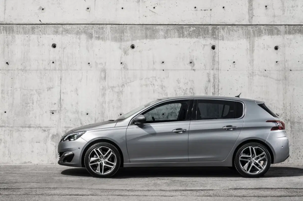 Peugeot 308 BlueHDi 130 S&S GT Line (25)