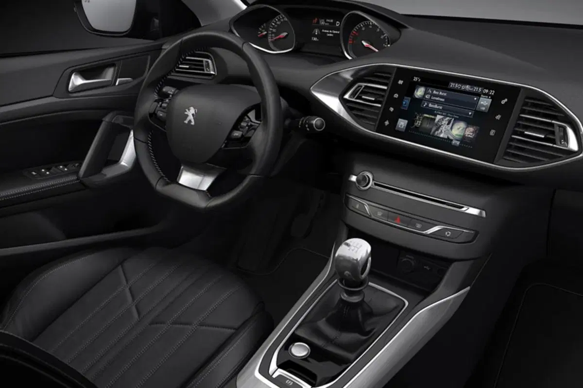 Peugeot 308 BlueHDi 130 S&S GT Line (39)