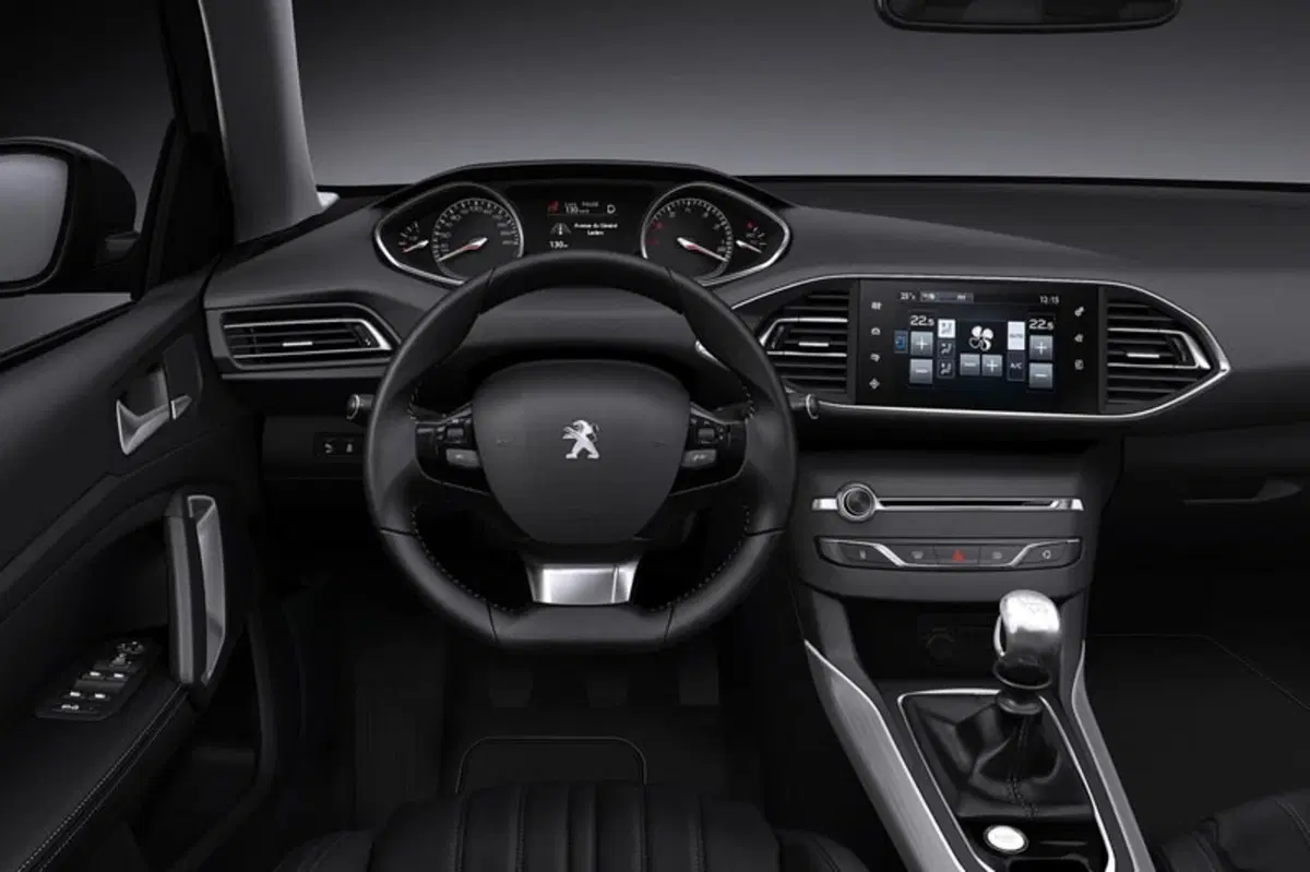Peugeot 308 BlueHDi 130 S&S GT Line (38)