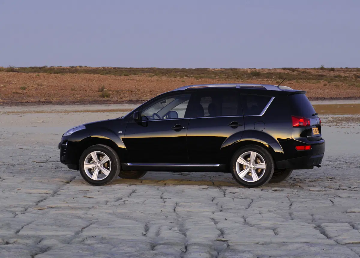 Peugeot 4007 HDi 156CV DCS Féline (10)