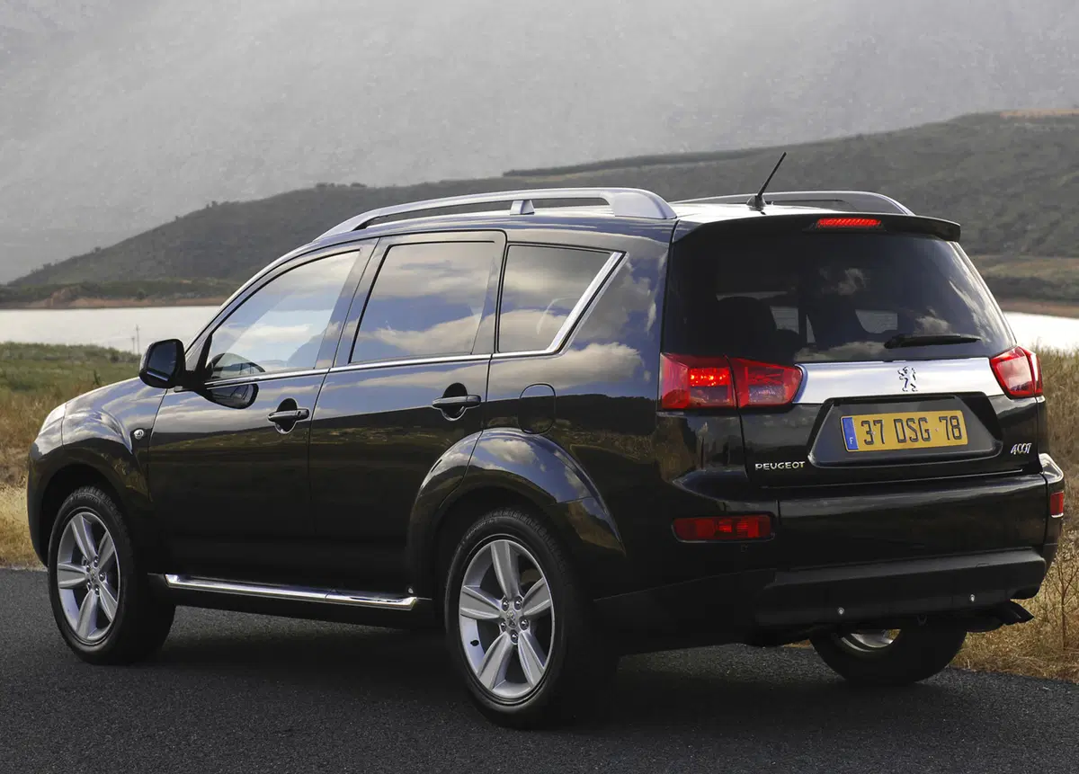 Peugeot 4007 HDi 156CV DCS Féline (11)