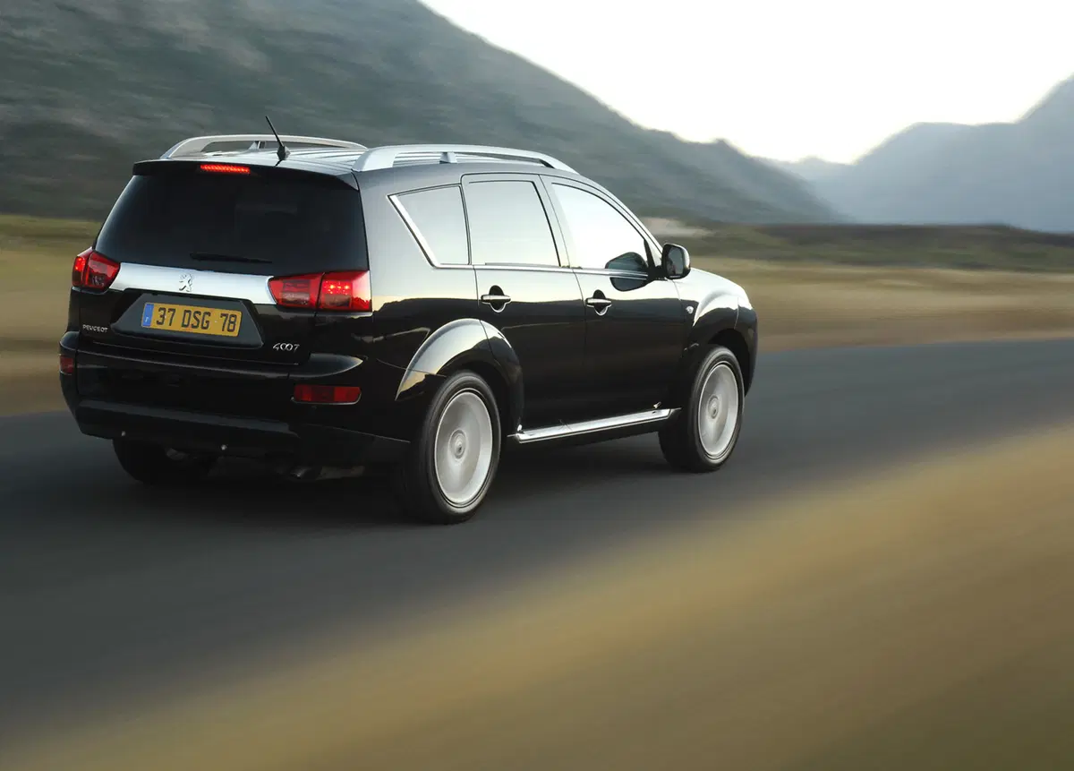 Peugeot 4007 HDi 156CV DCS Féline (12)