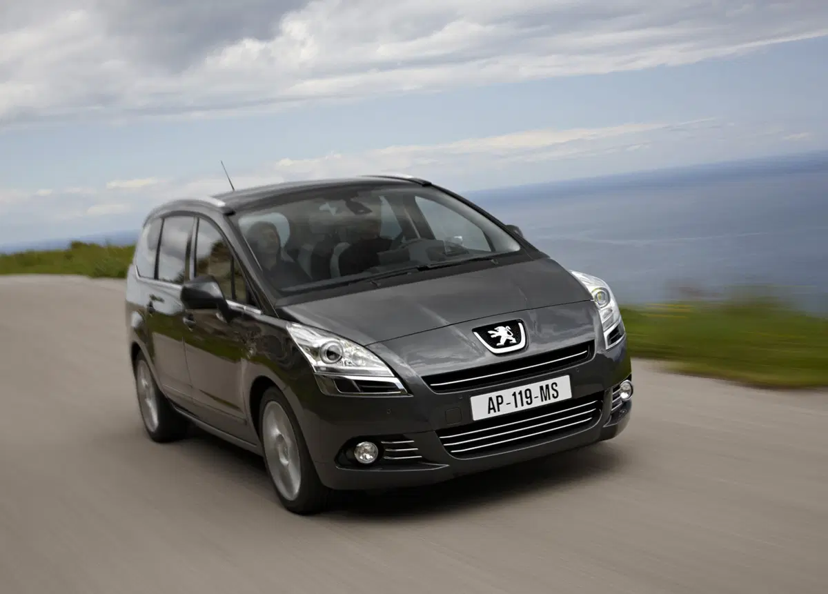 Peugeot 5008 1.6 HDi 115CV Active Mix