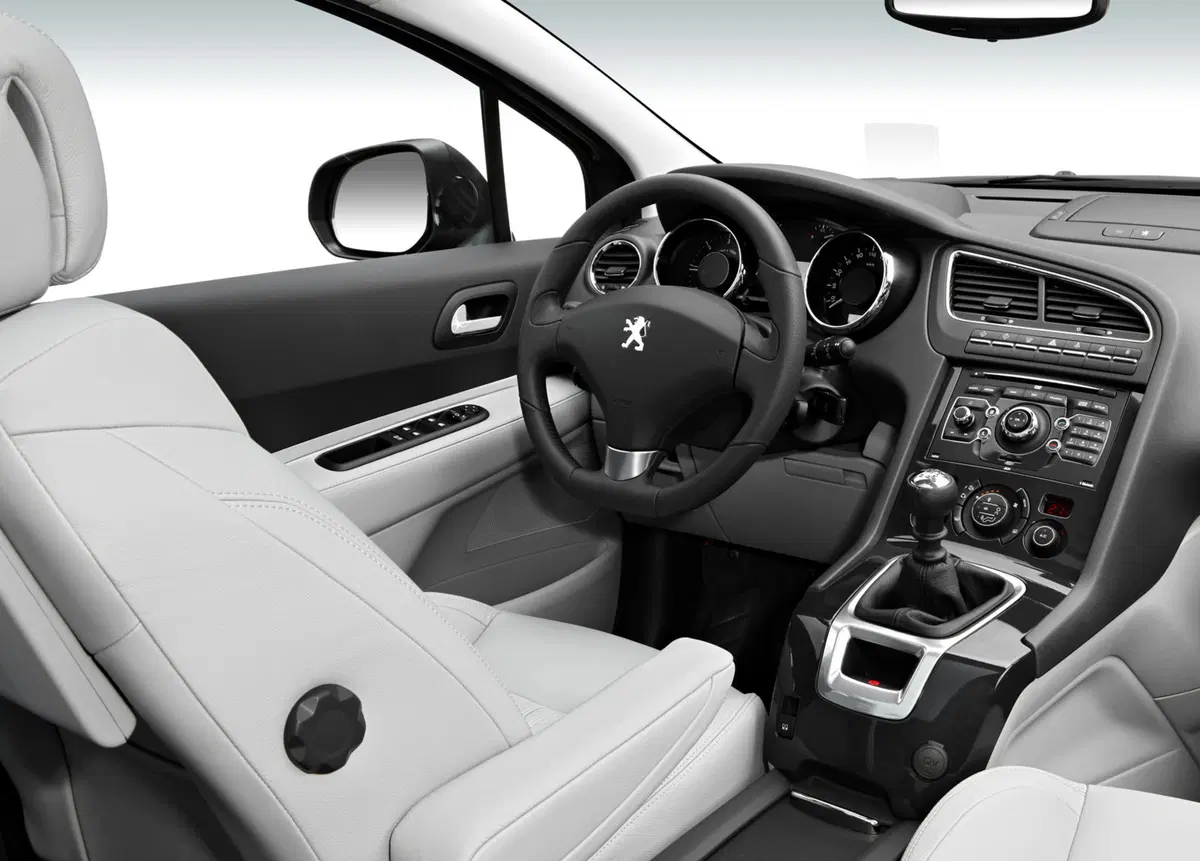 Peugeot 5008 (2009-17) (13)