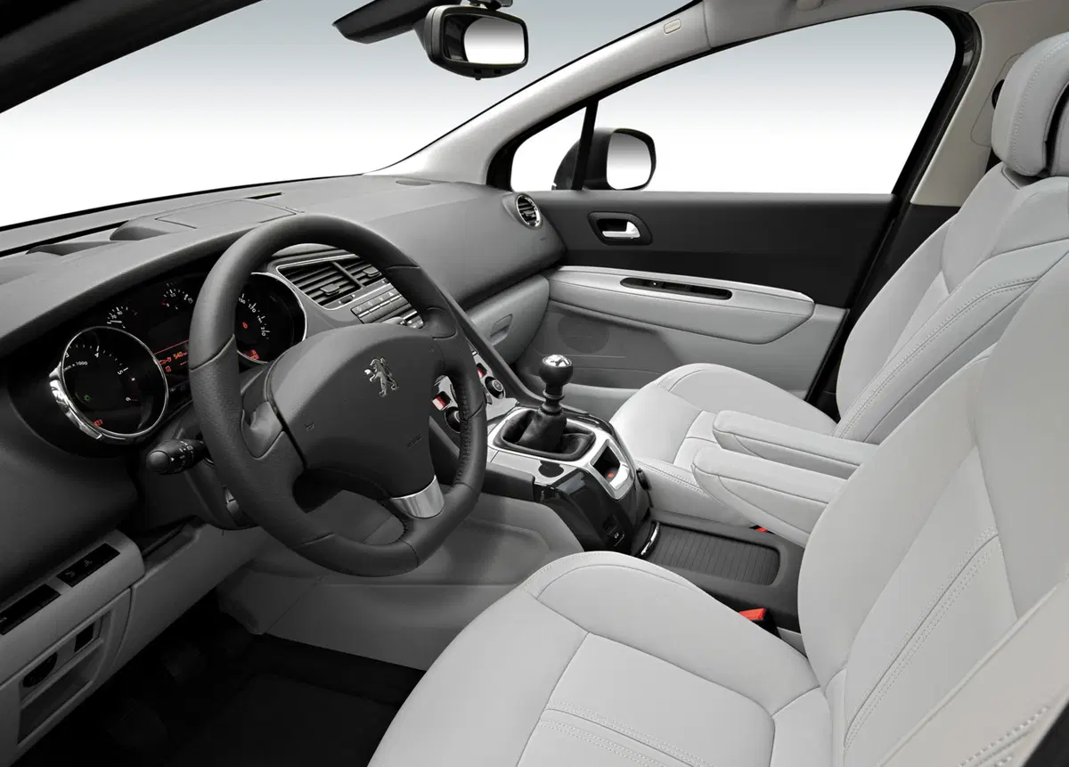 Peugeot 5008 (2009-17) (14)