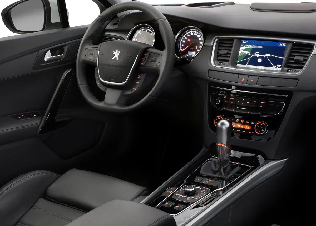 Peugeot 508 (2010-18) (10)