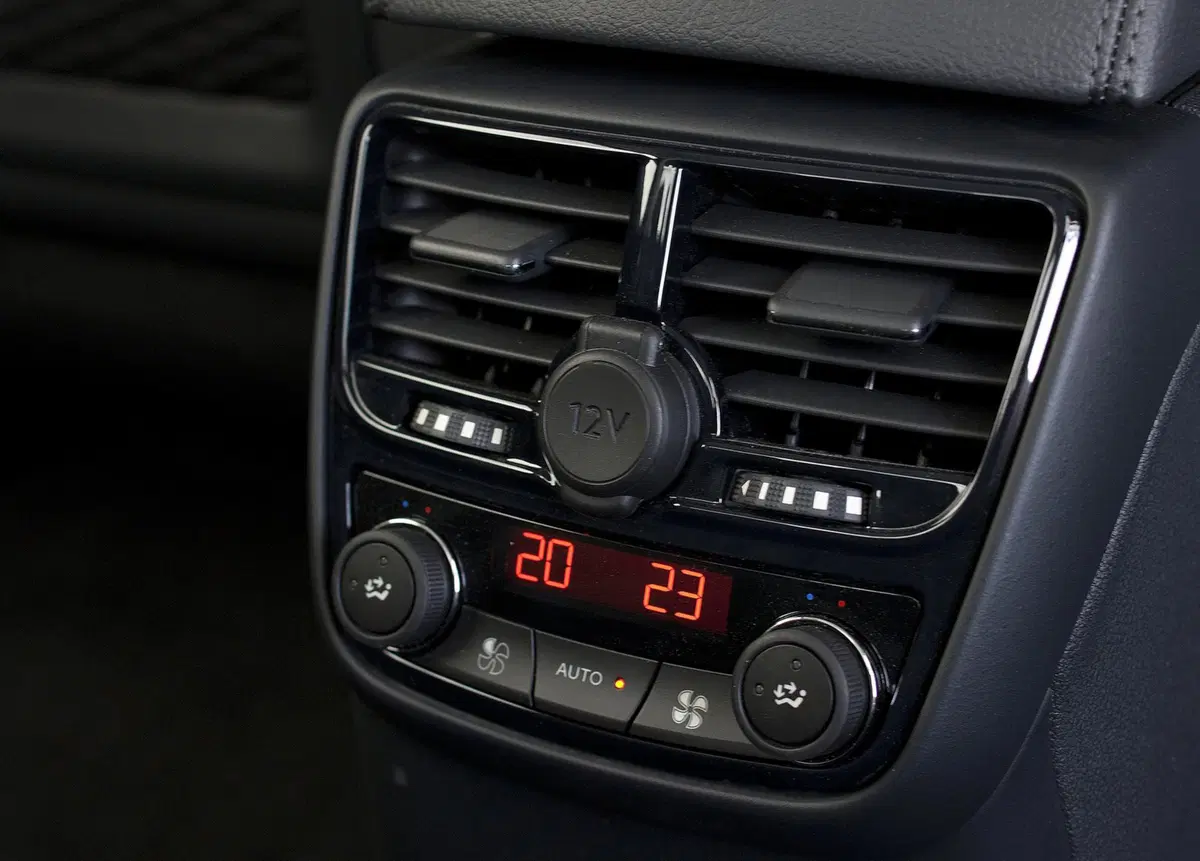 Peugeot 508 (2010-18) (13)