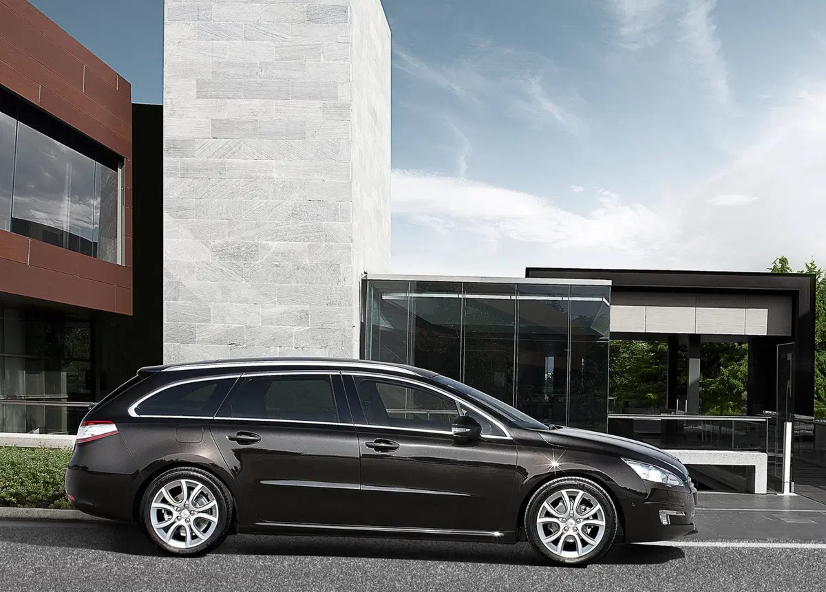 Peugeot 508 SW 1.6 VTi 120CV cambio robotizzato Access (7)