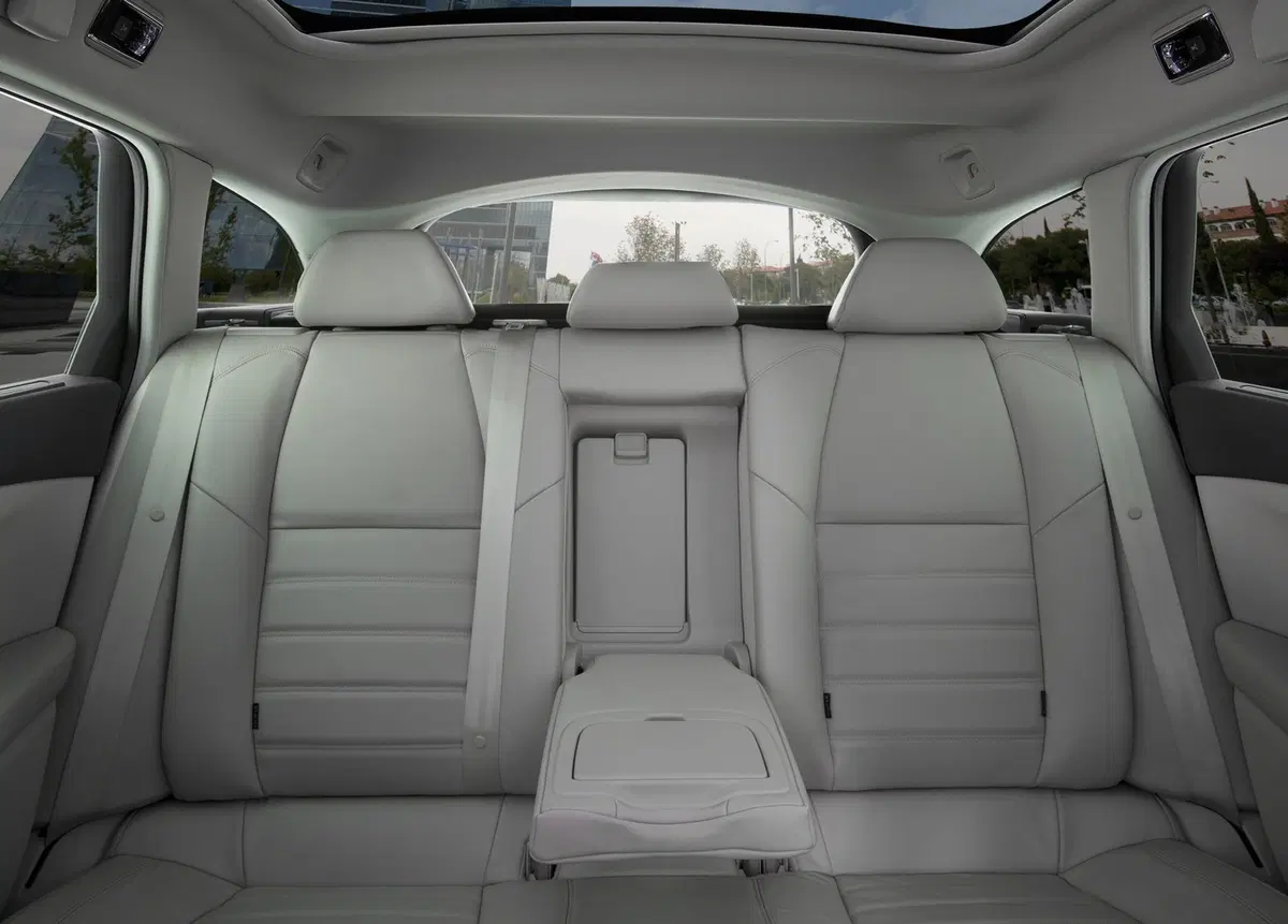 Peugeot 508 SW 1.6 VTi 120CV cambio robotizzato Access (11)