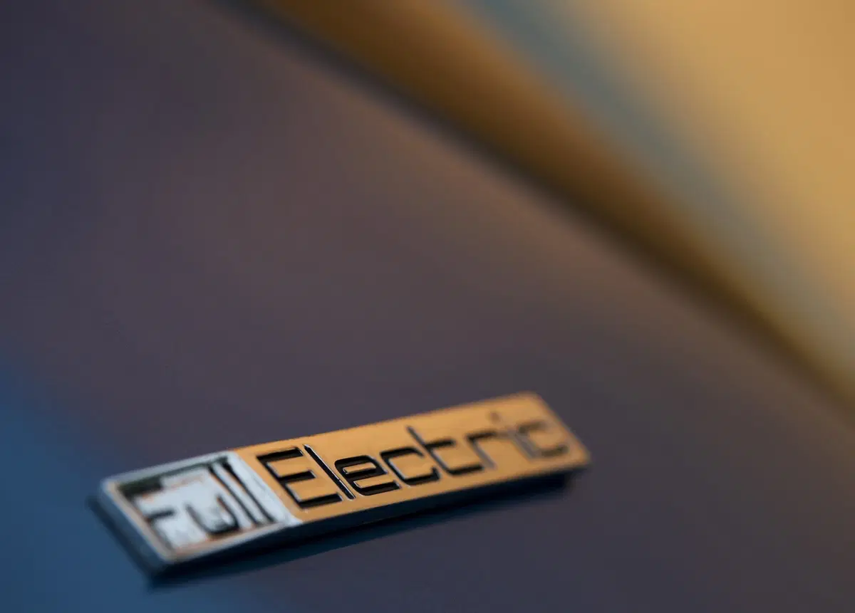Peugeot iOn Active (13)