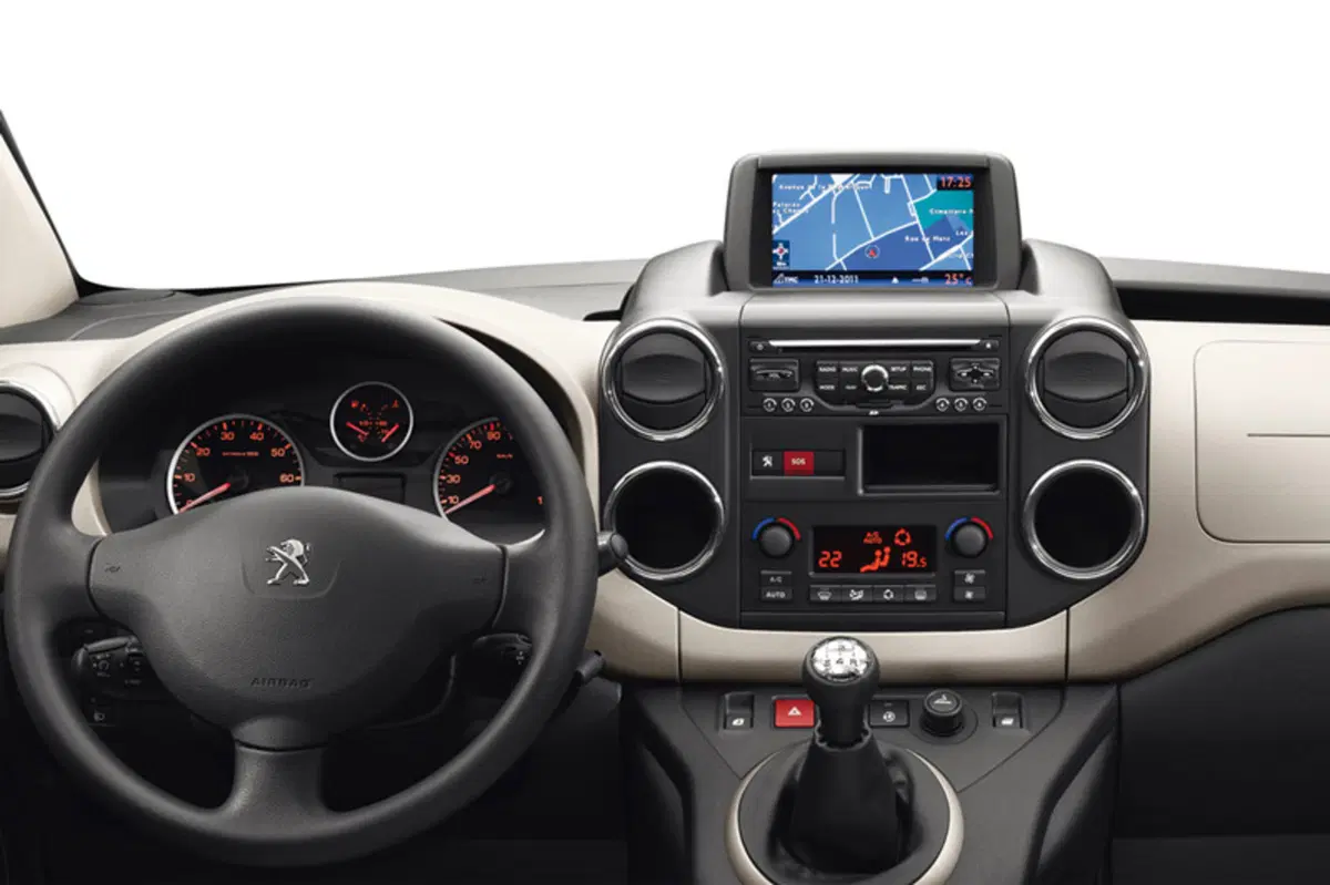 Peugeot Partner (2008-19) (6)