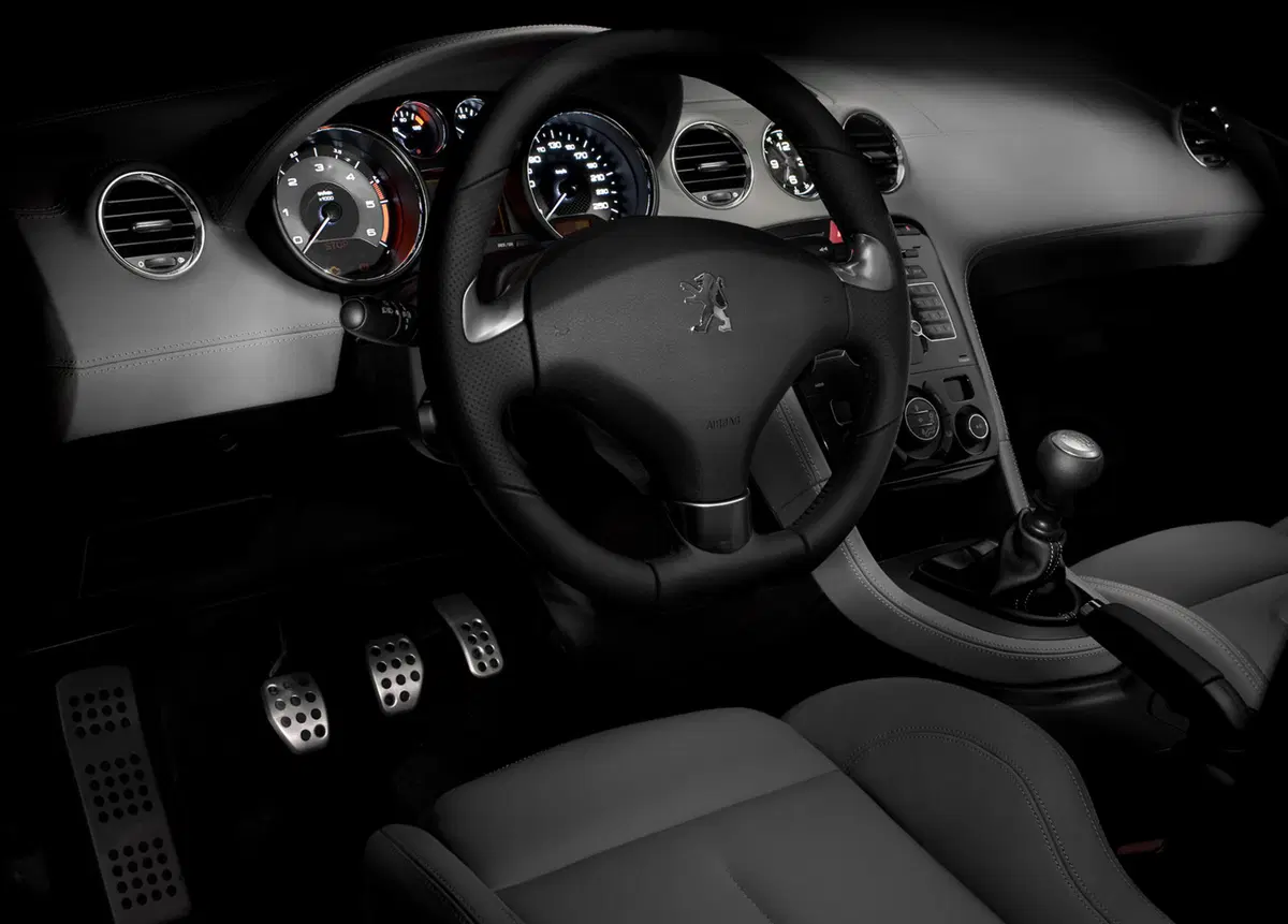 Peugeot RCZ 2.0 HDi 163CV (12)