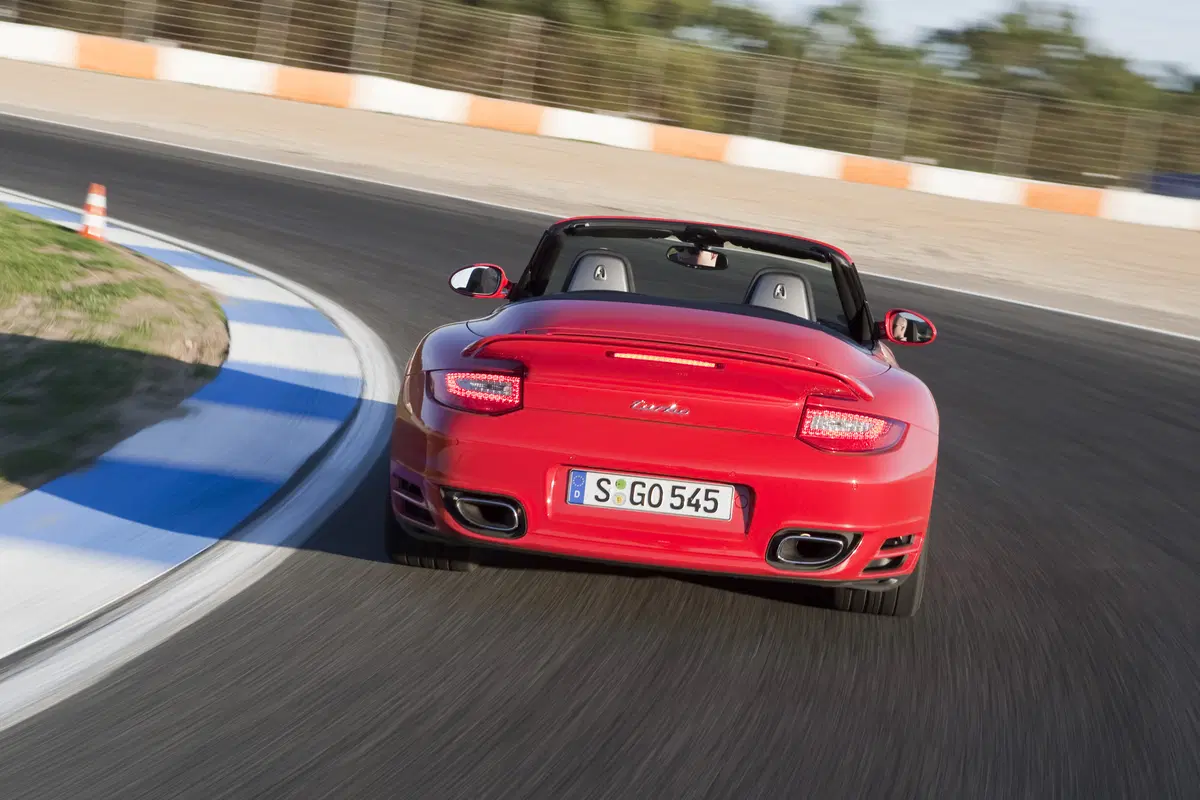 Porsche 911 Cabrio Targa 4S (32)