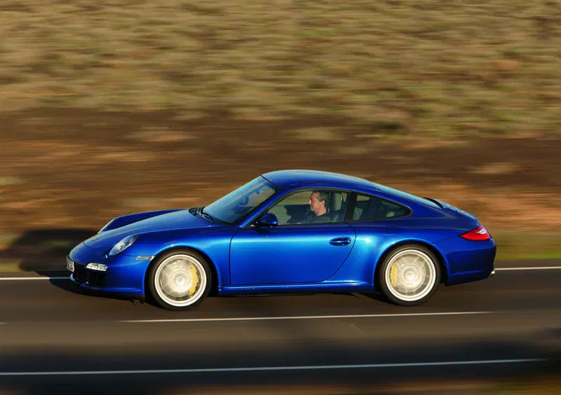 Porsche 911 Coupé (2004-11) (12)