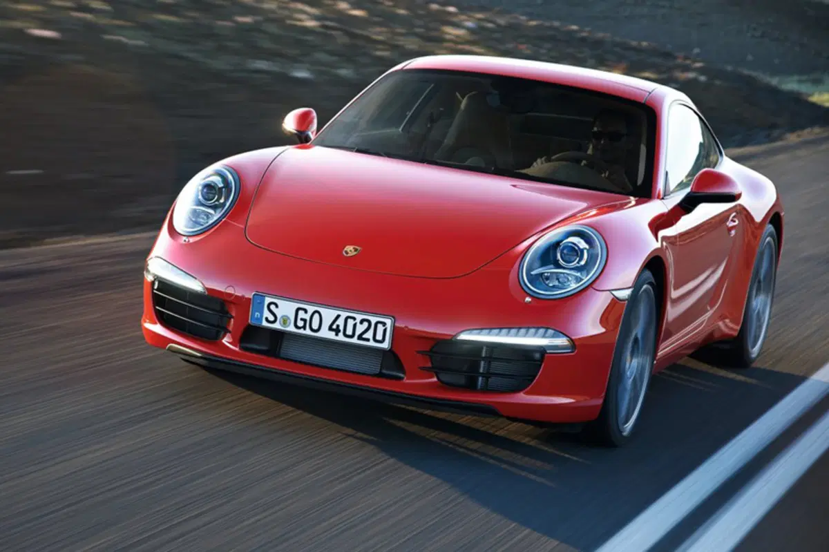 Porsche 911 Coupé 3.0 Carrera 4 GTS (9)