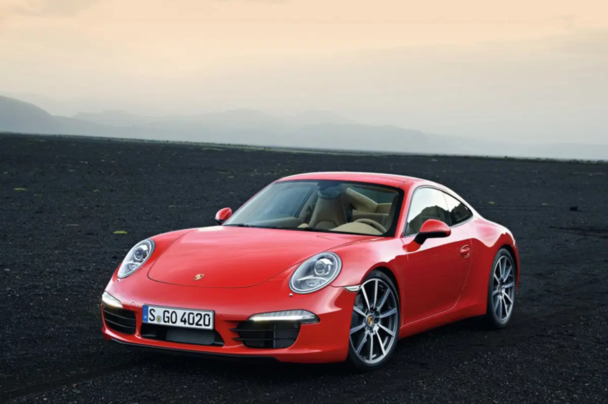 Porsche 911 Coupé 3.0 Carrera 4 GTS (10)