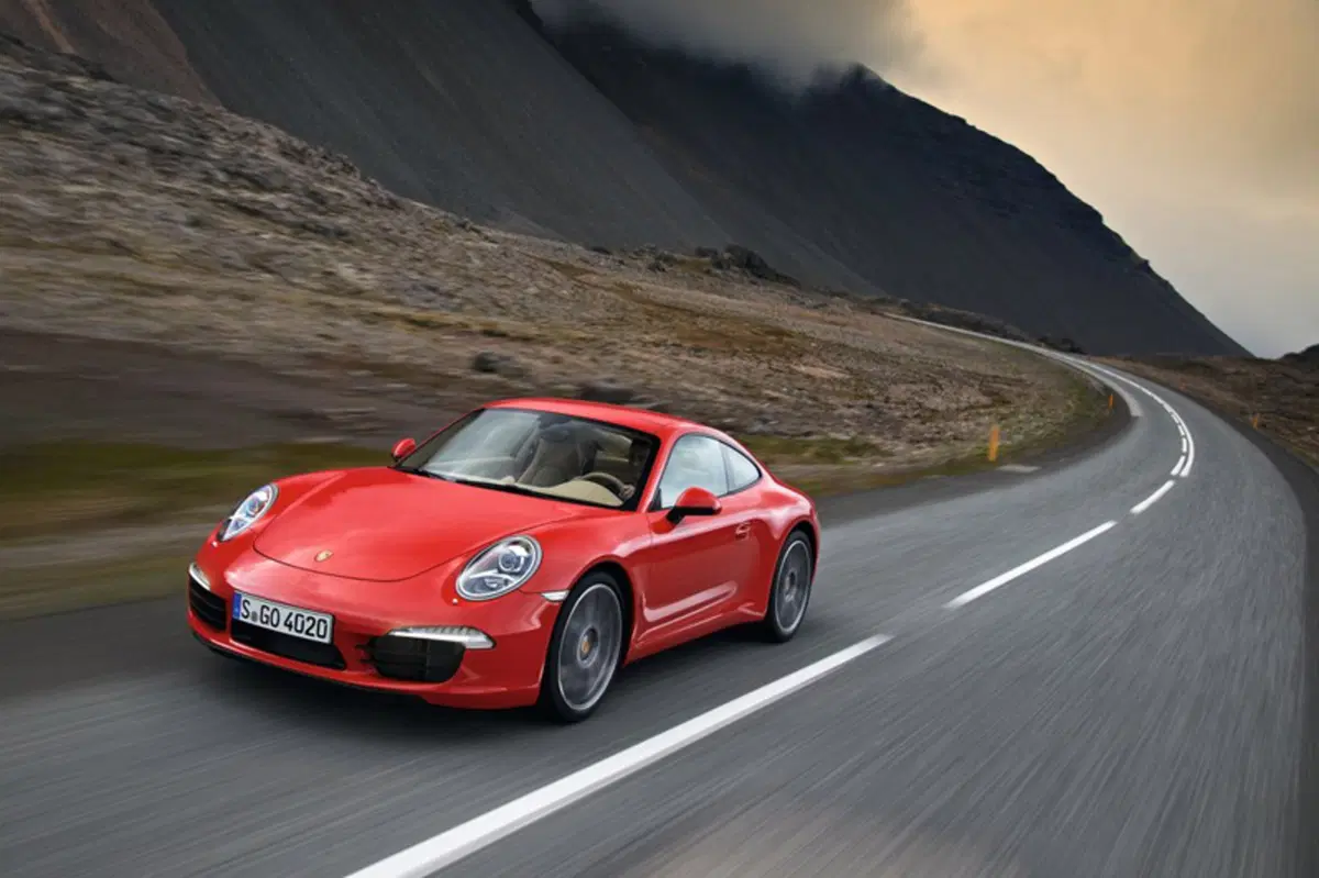 Porsche 911 Coupé 3.0 Carrera 4 GTS (11)