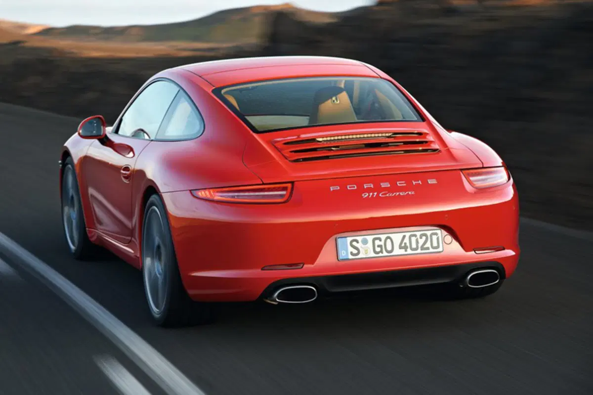 Porsche 911 Coupé 3.0 Carrera 4 GTS (17)