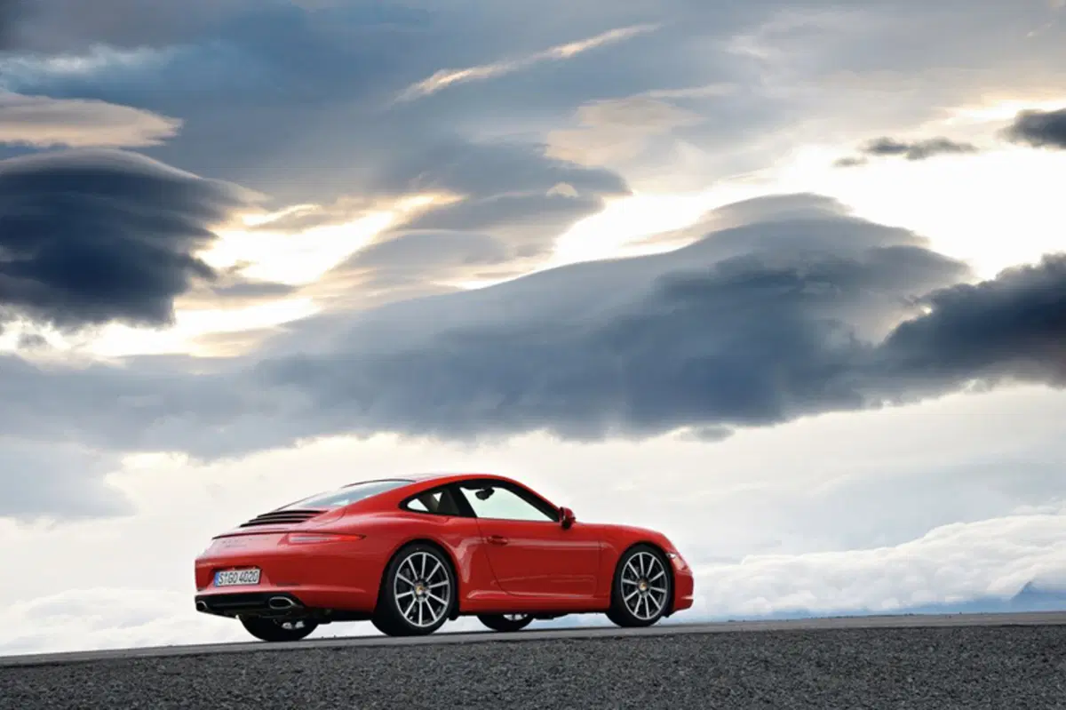Porsche 911 Coupé 3.0 Carrera 4 GTS (18)