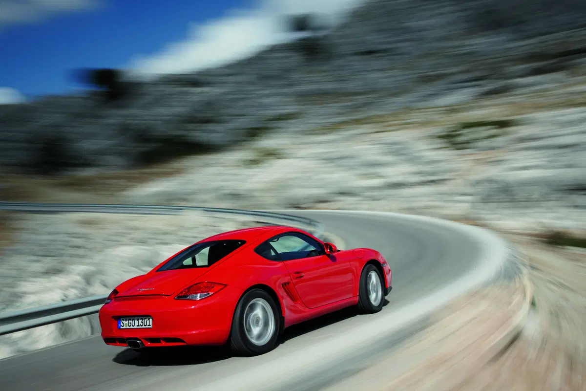 Porsche Cayman 3.4 S (8)