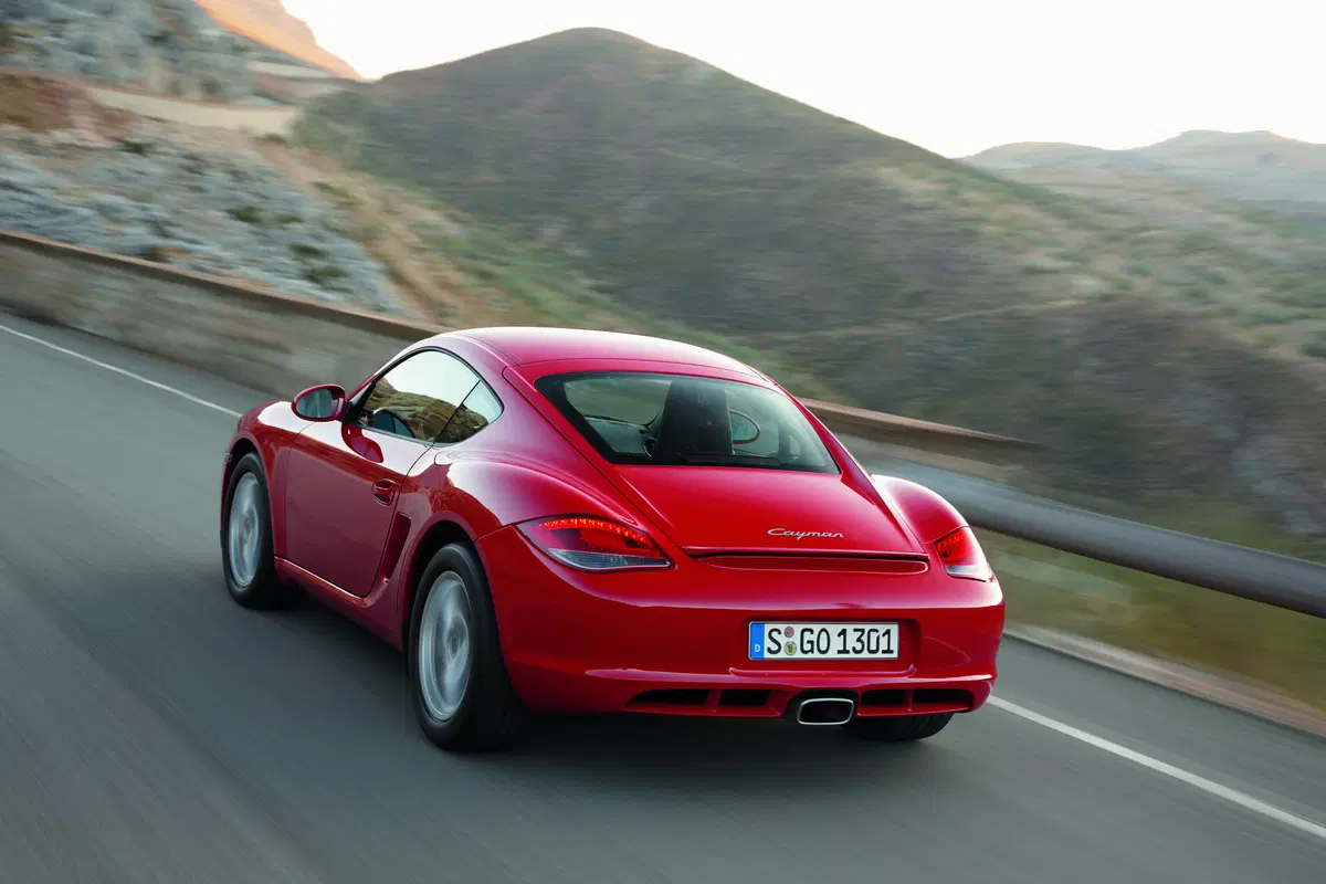 Porsche Cayman 3.4 S (10)