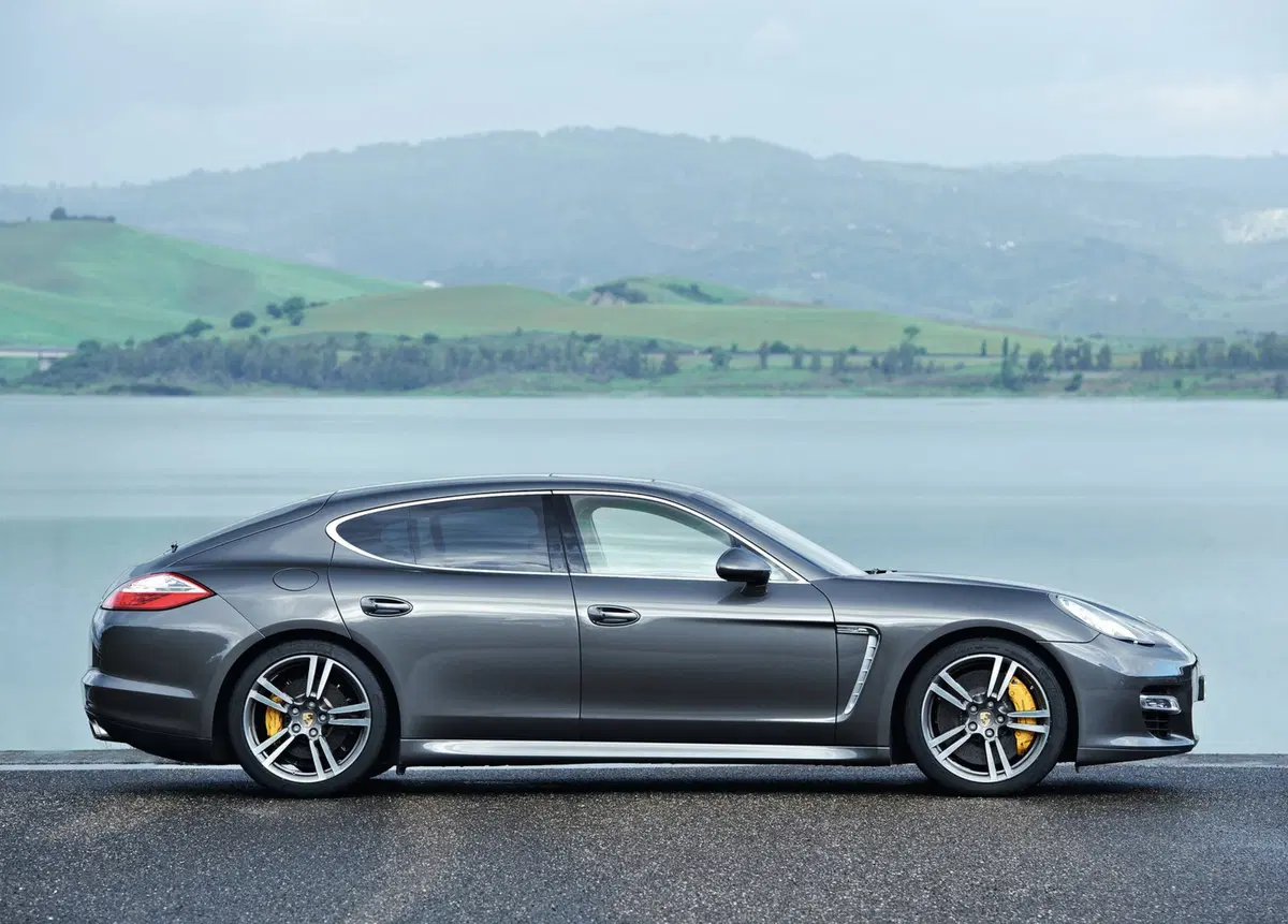 Porsche Panamera (2009-16) (2)