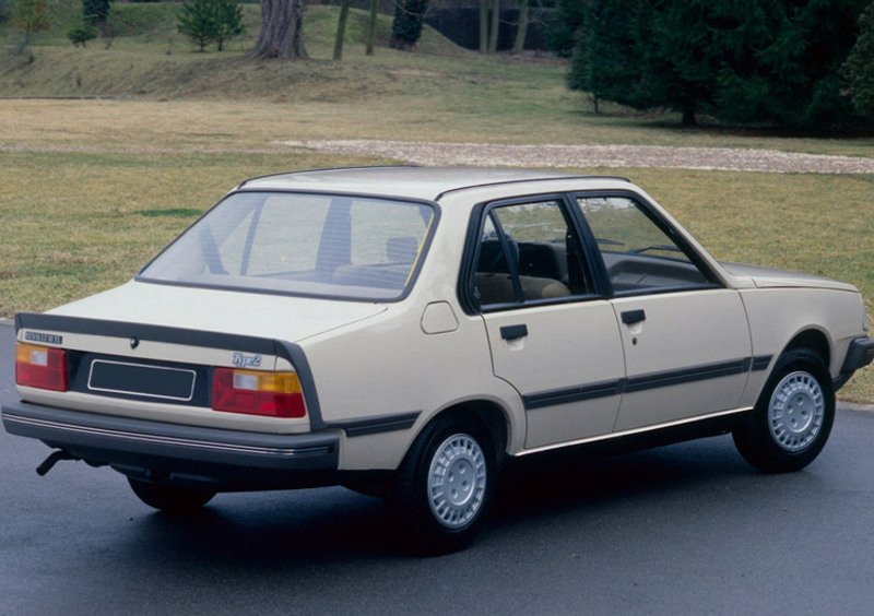 Renault 18 (1984-86) (2)