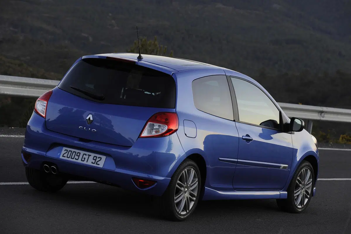 Renault Clio 1.2 16V 5 porte Rip Curl (8)