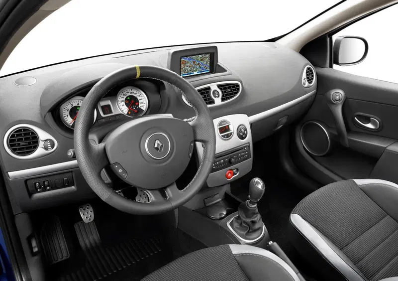Renault Clio (2005-13) (12)