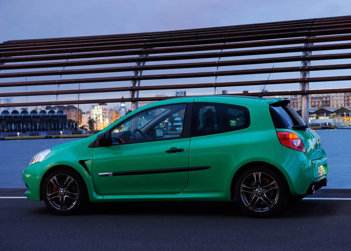 Renault Clio 1.2 16V 5 porte Rip Curl (19)