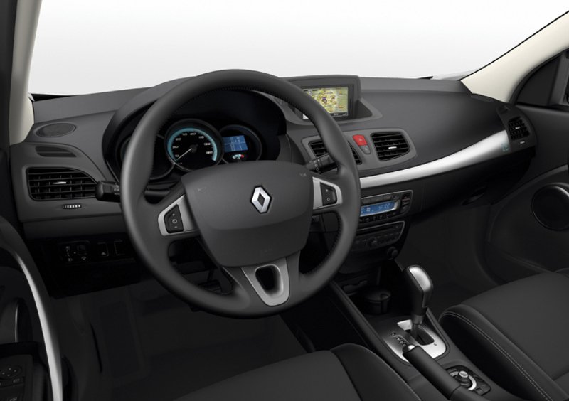 Renault Fluence (2011-14) (15)