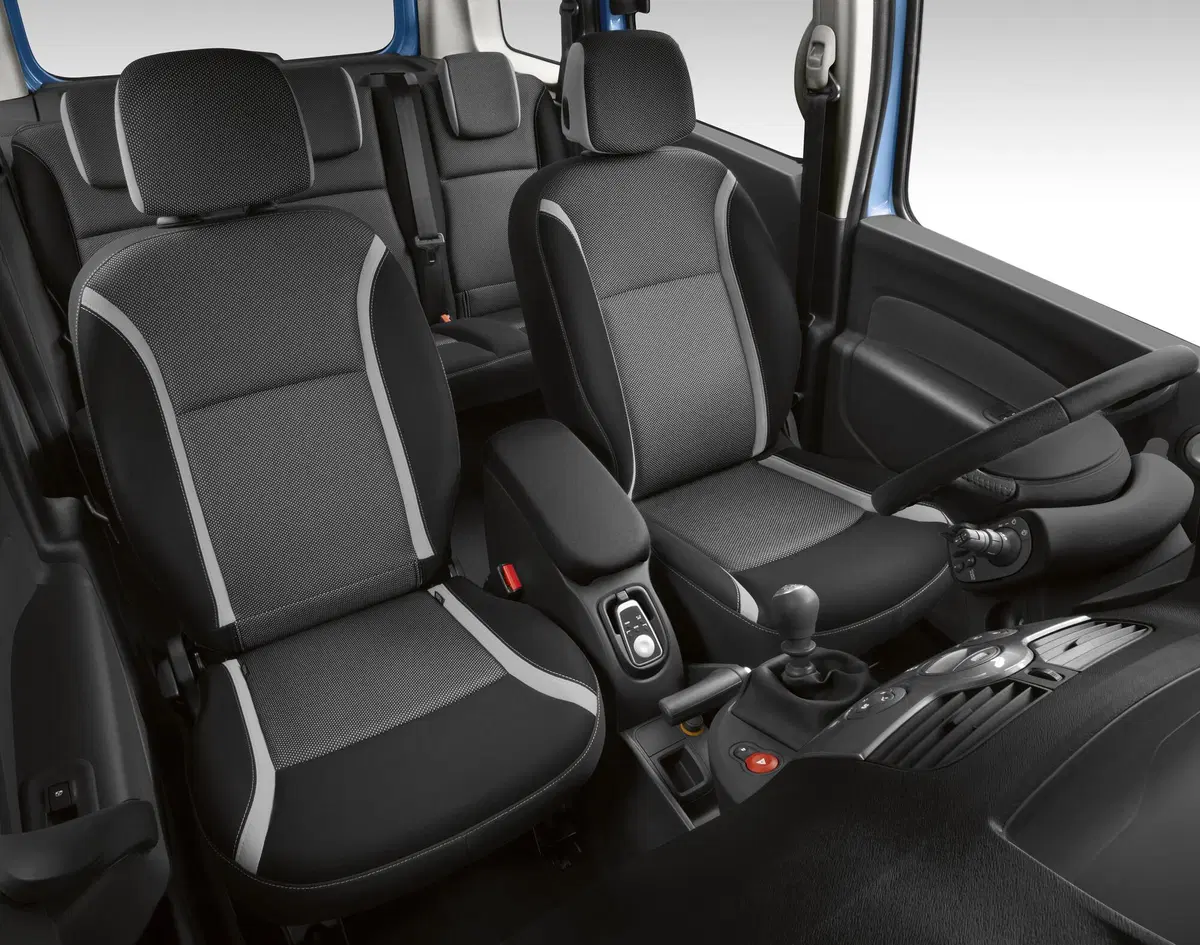 Renault Kangoo 1.5 dCi 90CV F.AP. 4p. Express Maxi Ice (13)
