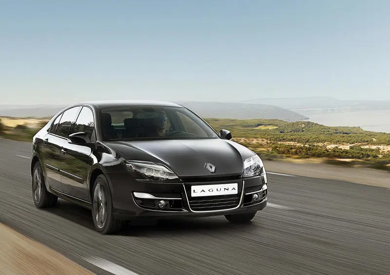Renault Laguna (2007-13) (2)
