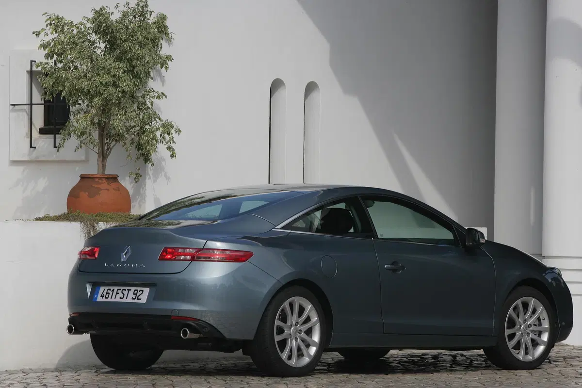 Renault Laguna Coupé (2008-15) (5)