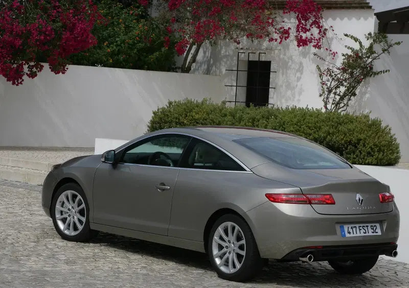 Renault Laguna Coupé (2008-15) (6)