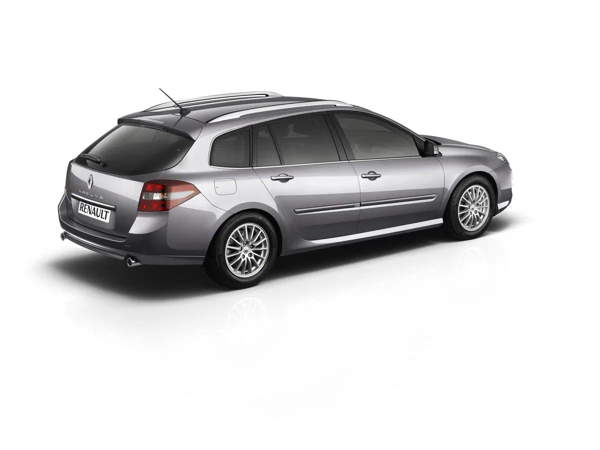 Renault Laguna SporTour 2.0 dCi 150CV SporTour Nav (7)