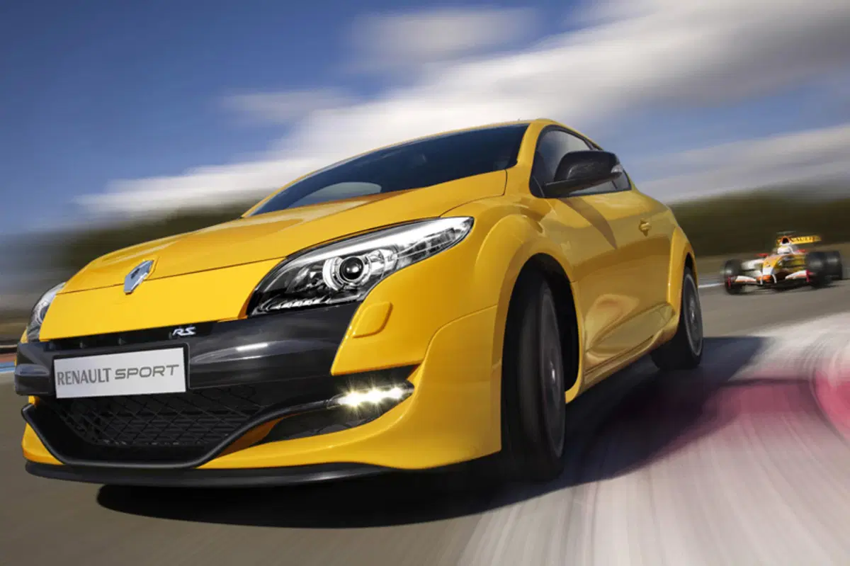 Renault Mégane Coupé 1.5 dCi 110CV Dynamique (23)