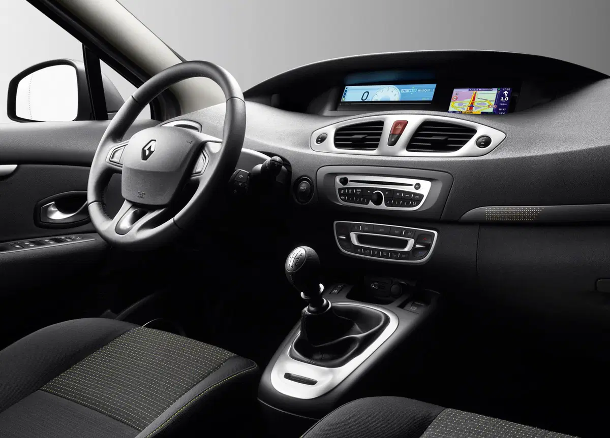 Renault Scenic E-Tech Electric 1.6 Wave (6)