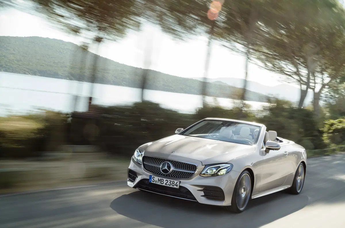 Mercedes Classe E Cabrio, incontro tra Classe C e S (5)