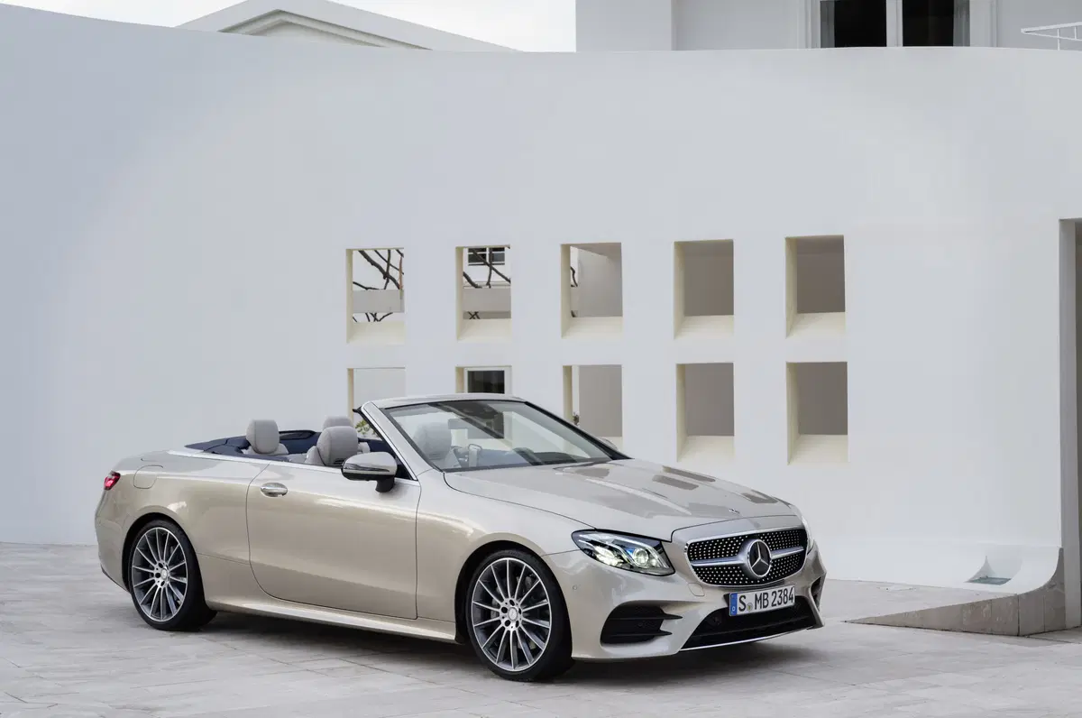 Mercedes Classe E Cabrio, incontro tra Classe C e S (9)