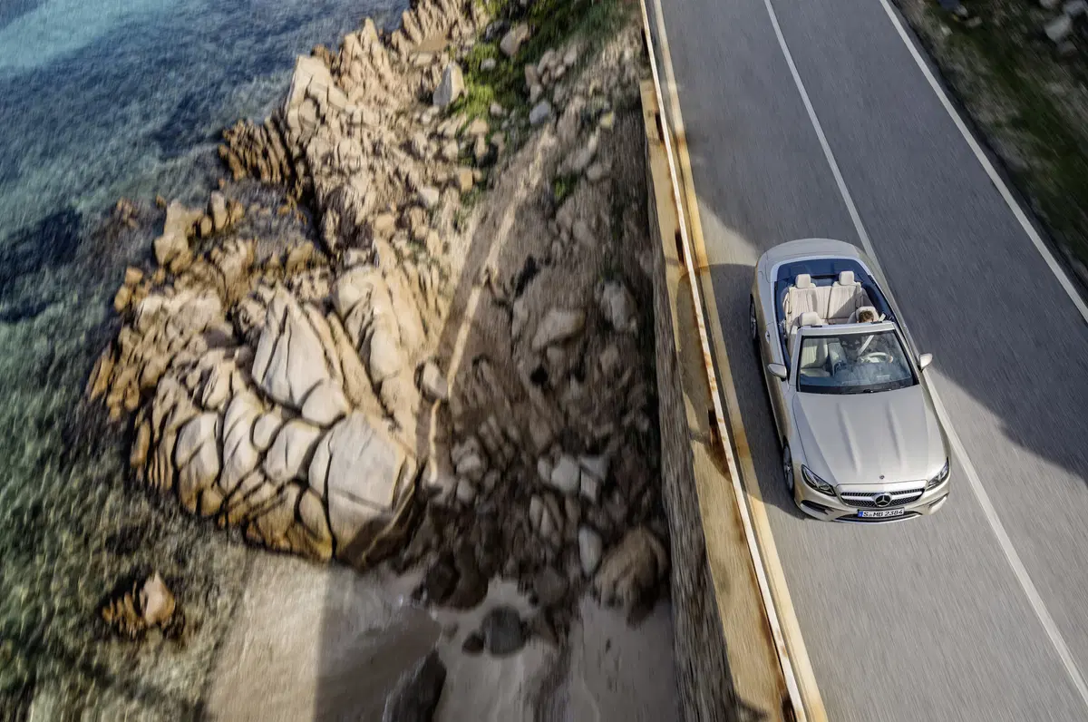 Mercedes Classe E Cabrio, incontro tra Classe C e S (14)