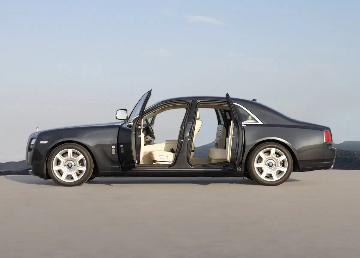 Rolls Royce Ghost Ghost 6.6 (3)