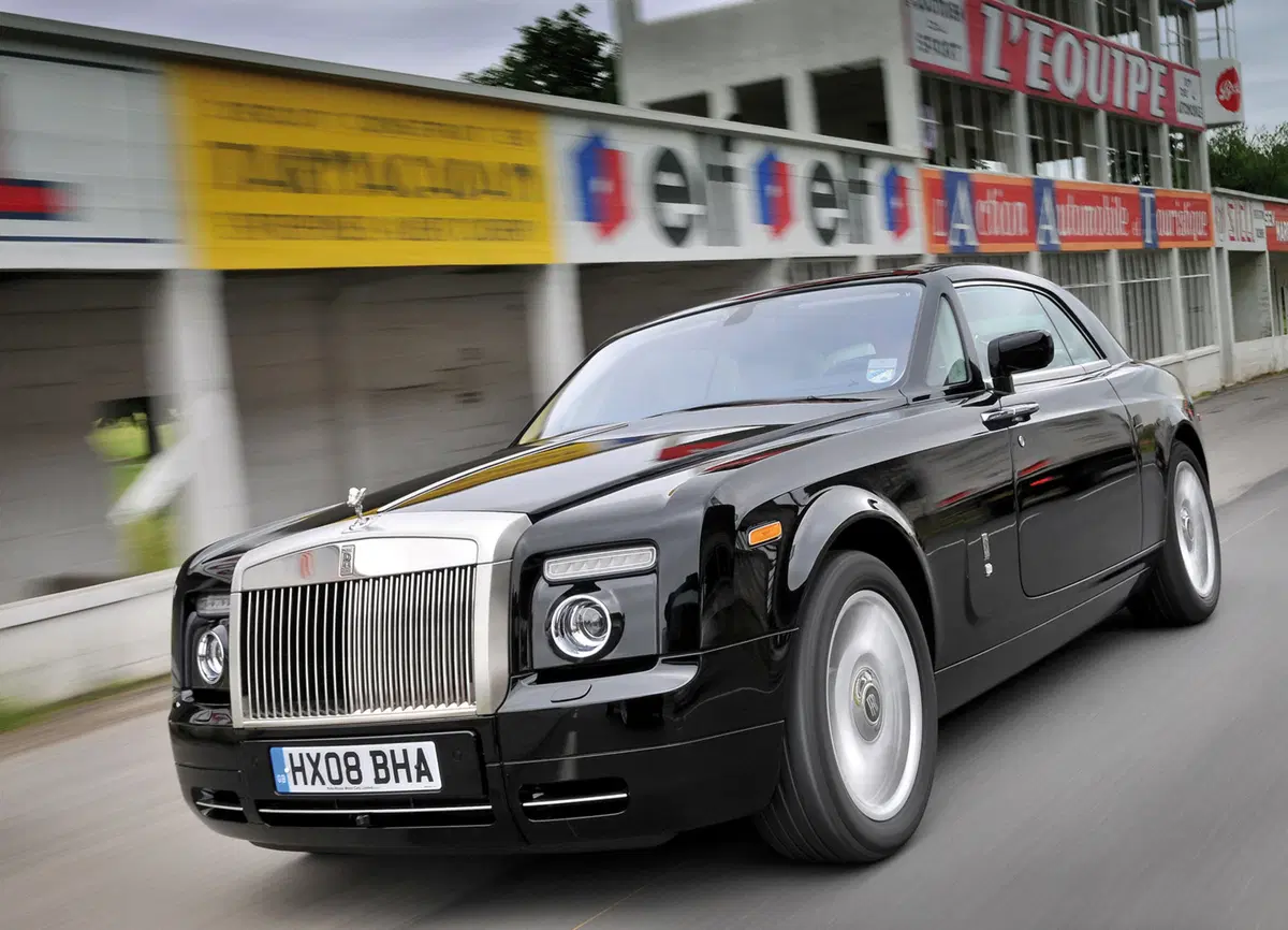 Rolls Royce Phantom Phantom 6.7 EWB (25)
