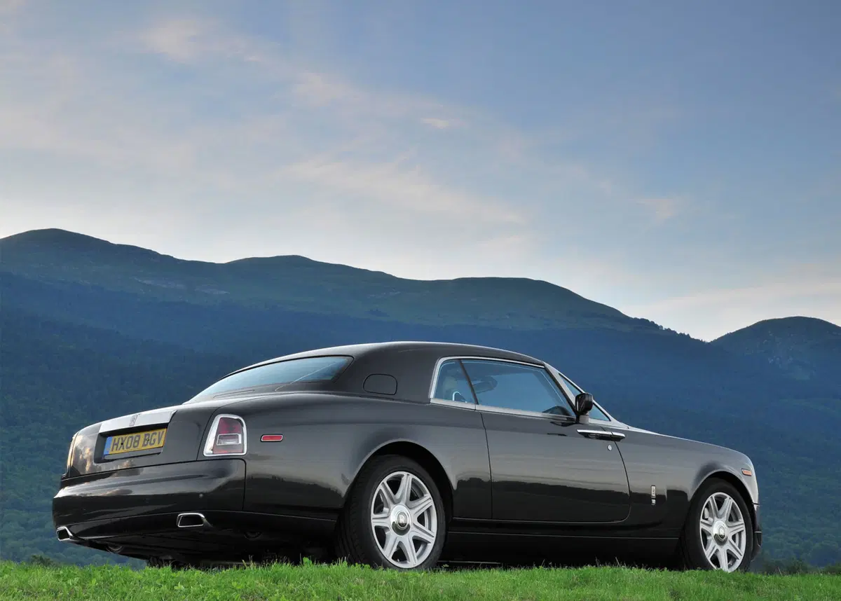 Rolls Royce Phantom Phantom 6.7 EWB (26)