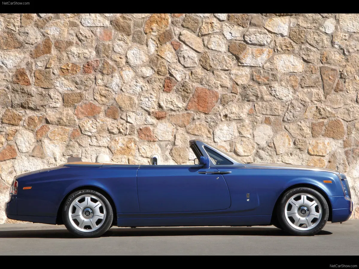 Rolls Royce Phantom Phantom 6.7 EWB (7)
