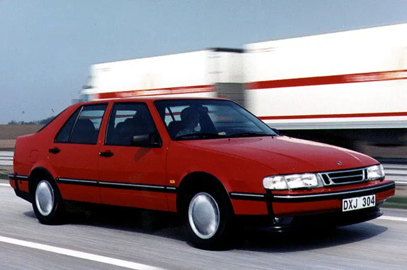 Saab 9000 16 cat 5 porte