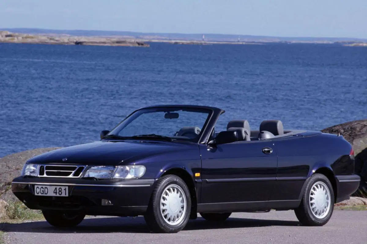 Saab 900 Cabrio 2.0i turbo 16V cat SE (4)